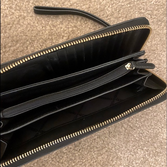 Black Michael Kors Wallet Wristlet - Picture 5 of 7